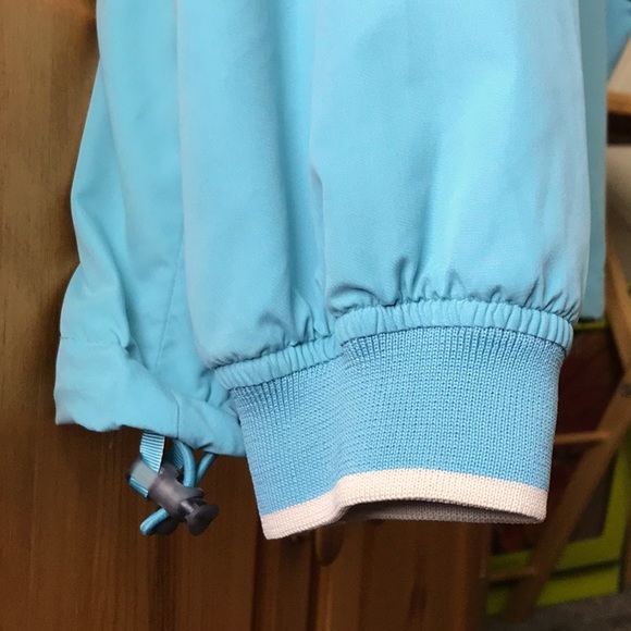 Cabela’s wind breaker jacket. SEAFOAM green&cream. - Picture 5 of 6